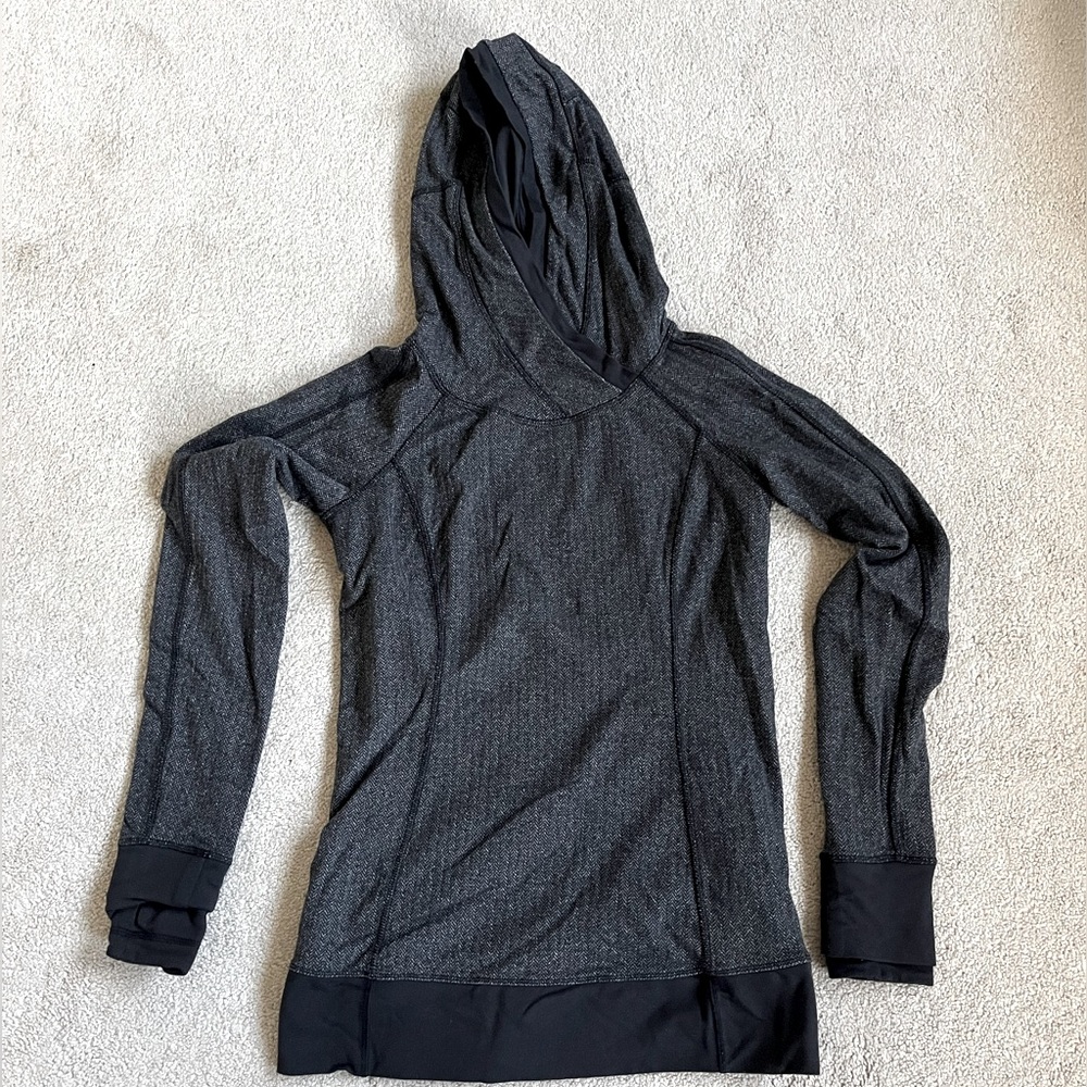 Lululemon women’s hoodie